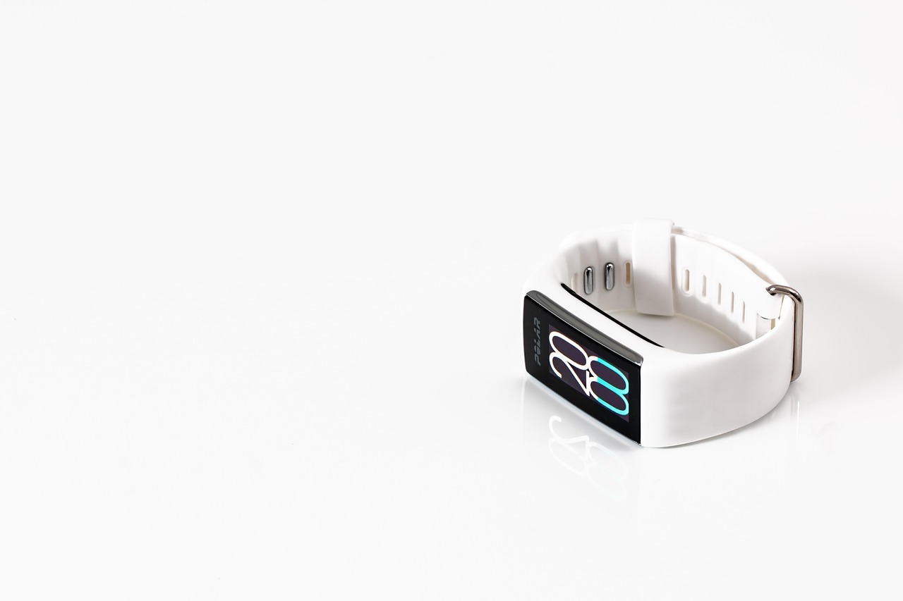 entdecken sie die neuesten wearables, die ihren alltag smarter und vernetzter machen. von fitness-trackern bis zu smarten uhren – finden sie das perfekte gerät für ihre bedürfnisse.