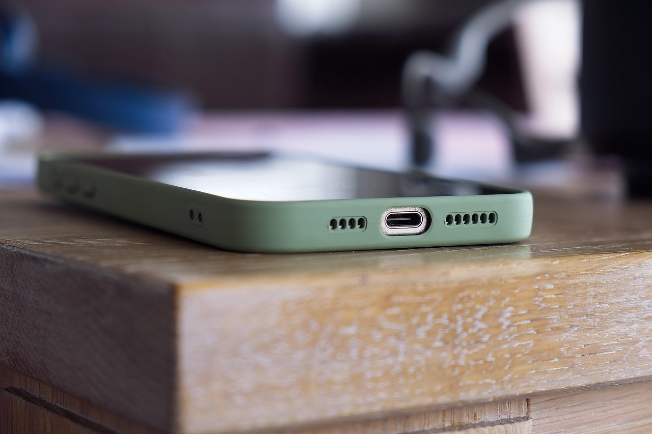 entdecken sie die neuesten smartphone-innovationen 2025 – bahnbrechende technologien, designtrends und intelligente funktionen, die die zukunft der mobilen kommunikation gestalten.